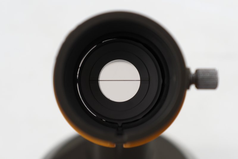 Paterson focus finder with the eyepiece removed to show the calibration bar